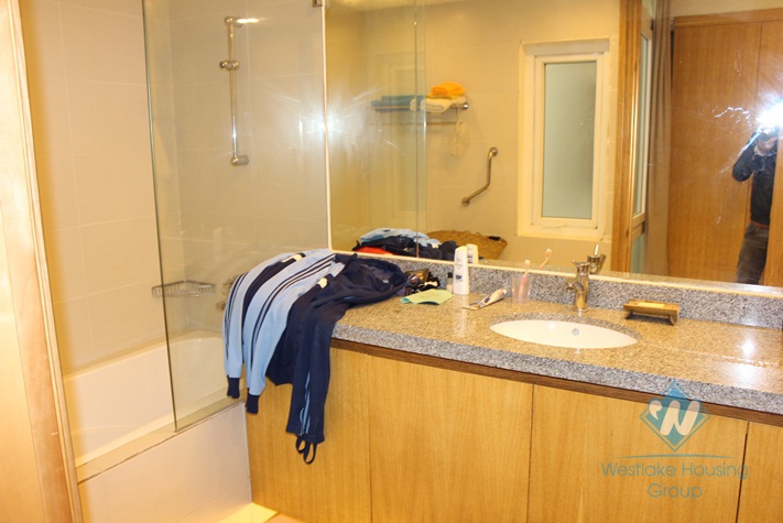 Big and luxury apartment for rent in Tay Ho area, Ha noi